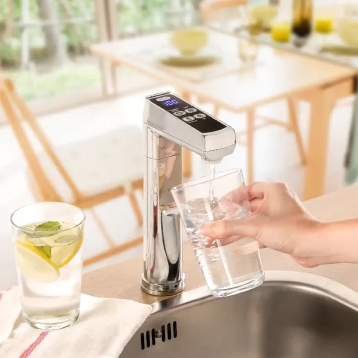 CLIMA Versa Smart Touch Faucet